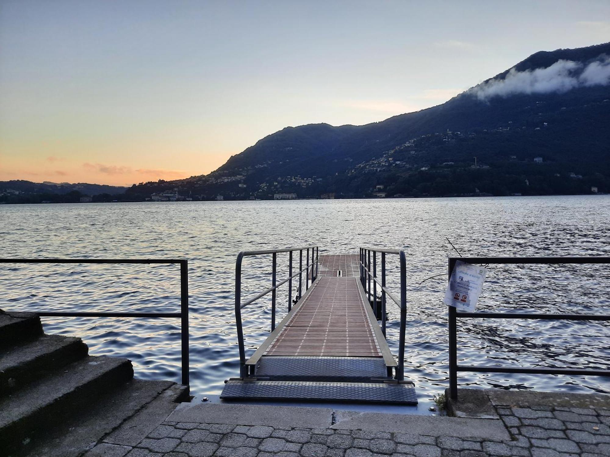 An Armchair On The Lake Blevio Exterior foto